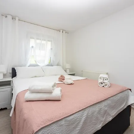 Ana Apartament *
